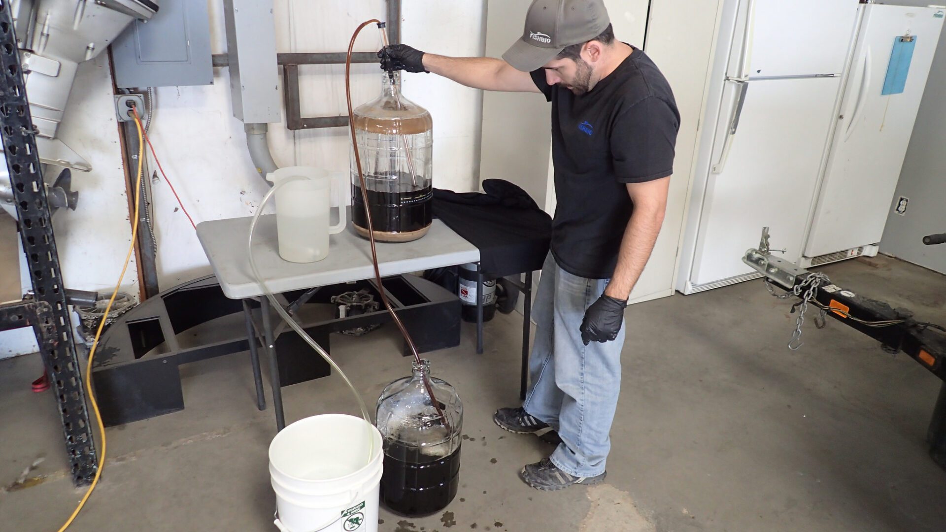 Transfering beer to a secondary fermenter