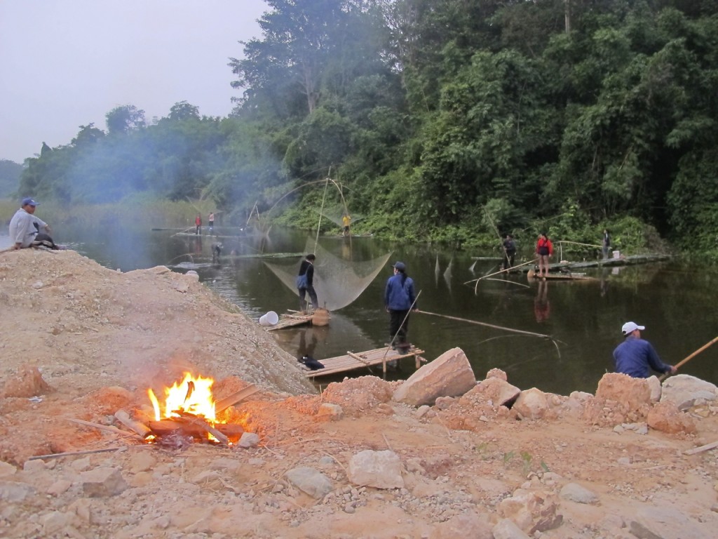 Social fishing in Lao PDR