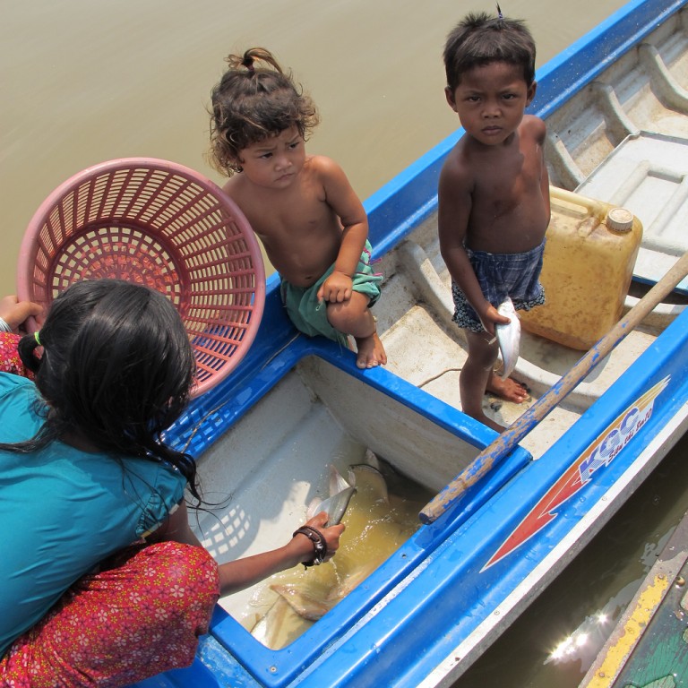 Tonle Sap fisher family
