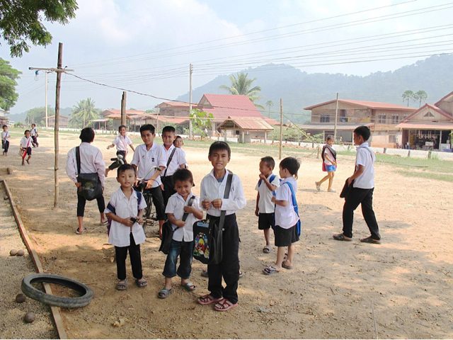 Lao school kids